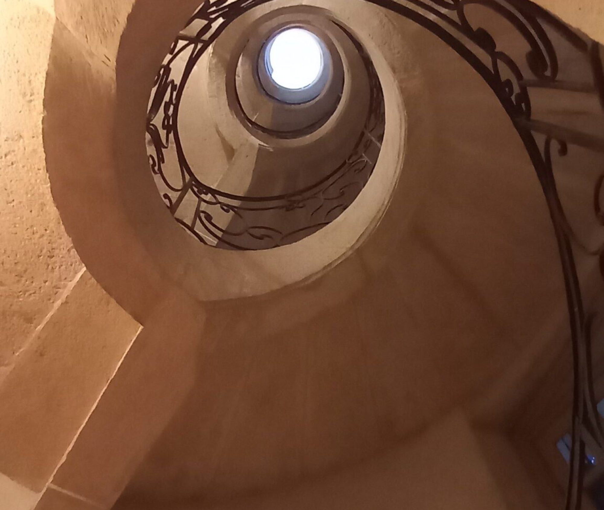Escalier hôtel Senecé